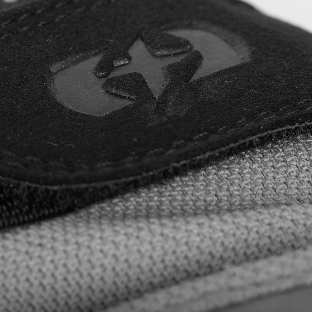 Brisbane WS Glove Charcoal/White/Black