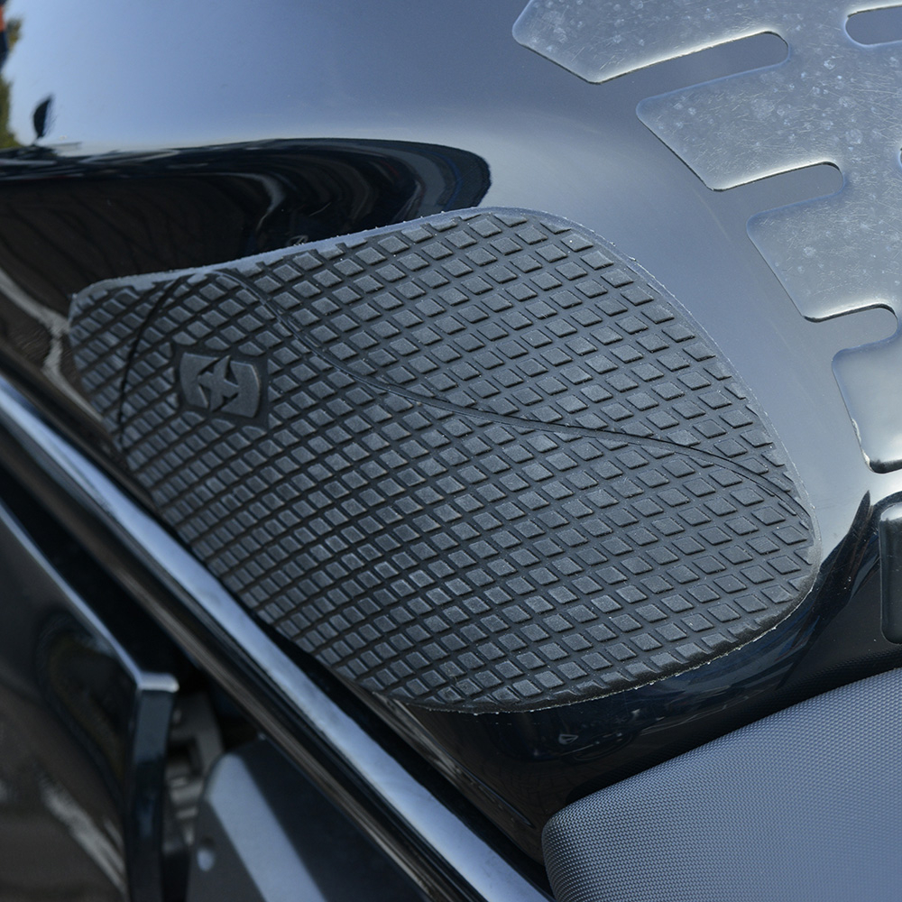 Gripper - Universal Silicone Knee Pads